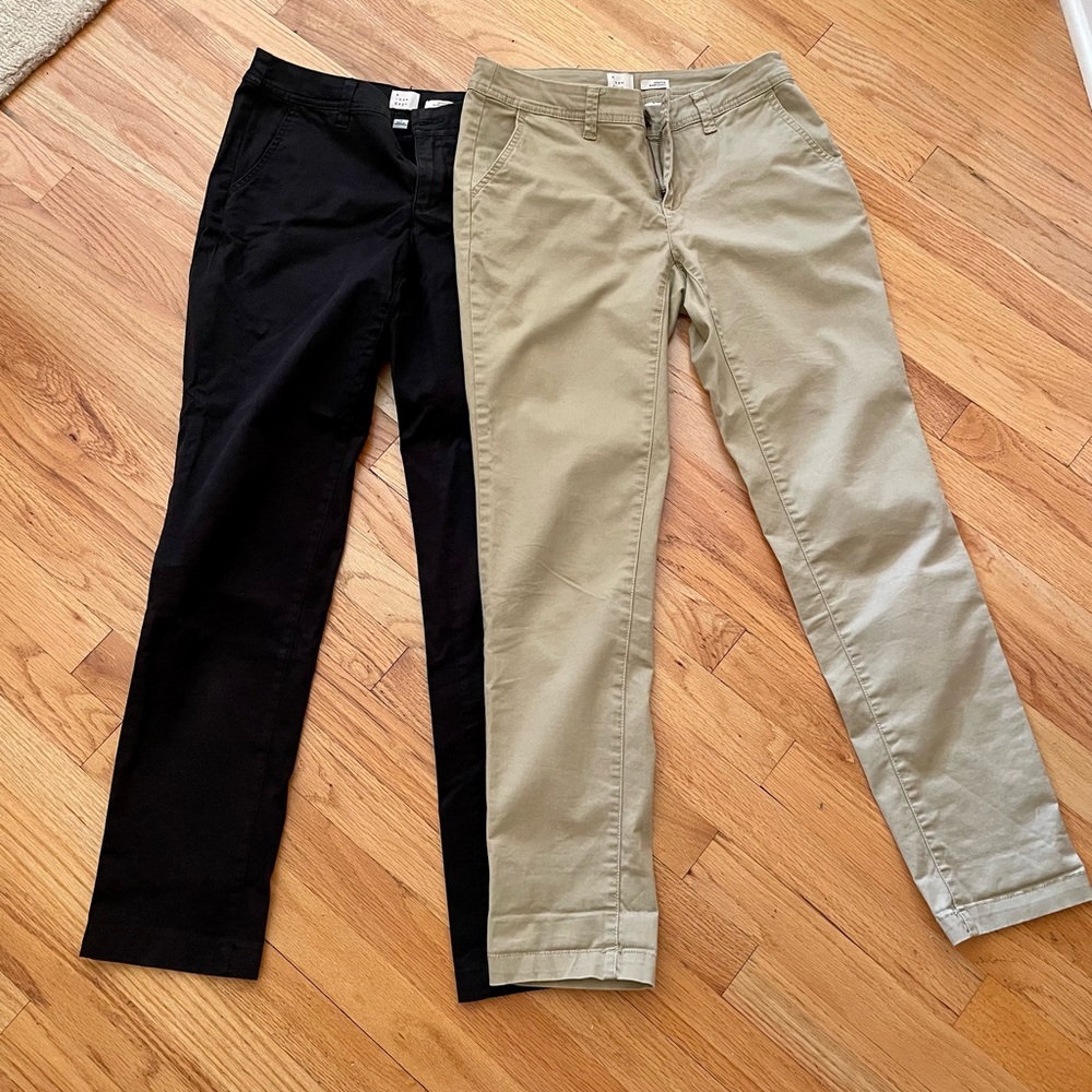 A new day Chinos size 0